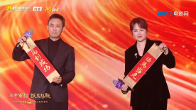《怪奇物语5》发布动态角色海报 8 《小丑回魂》前传《欢迎来到德里镇》曝最终预告 9 谢尔比家族回归！